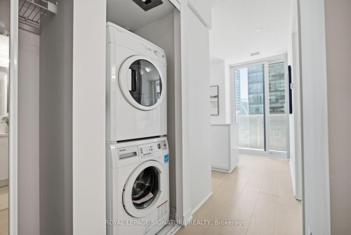 1710-88 Harbour Street, Toronto, ON 