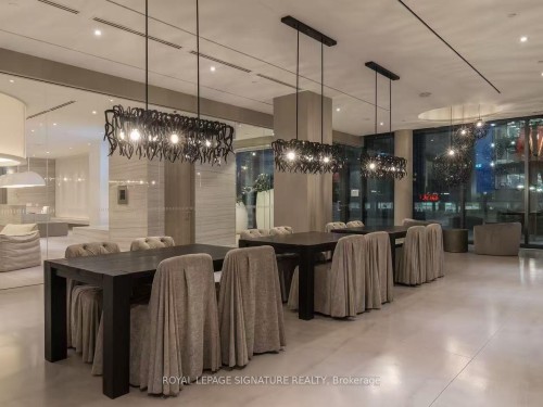 1710-88 Harbour Street, Toronto, ON 