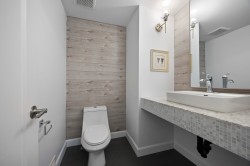 Powder room - 