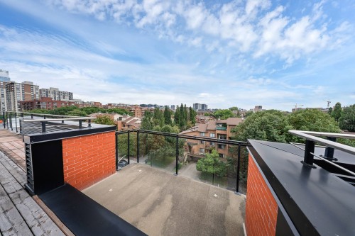 Balcon - 406-1435 Rue St-Jacques, Montréal (Ville-Marie), QC 