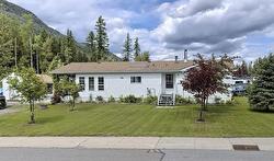 1201 SYCAMORE Road  Sparwood, BC V0B 2G2