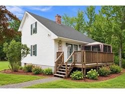 2135 Elmwood DR Moncton, NB E1H 2H9