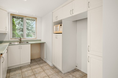 Kitchen - 70 Ch. Davignon, Dollard-Des-Ormeaux, QC 