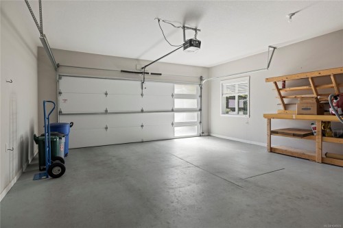 4100 Emerald Woods Pl, Nanaimo, BC 