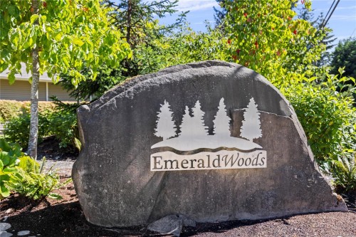 4100 Emerald Woods Pl, Nanaimo, BC 