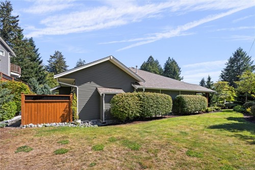 4100 Emerald Woods Pl, Nanaimo, BC 
