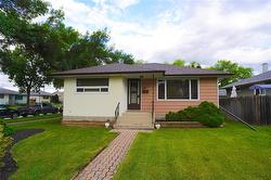 994 Herbert AVE  Winnipeg, MB R2L 1G5