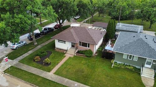 994 Herbert Ave, Winnipeg, MB 