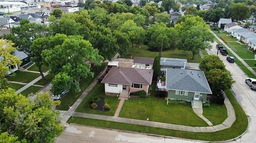 994 Herbert Ave, Winnipeg, MB 