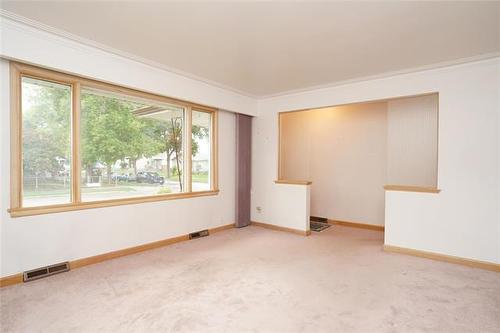 994 Herbert Ave, Winnipeg, MB 