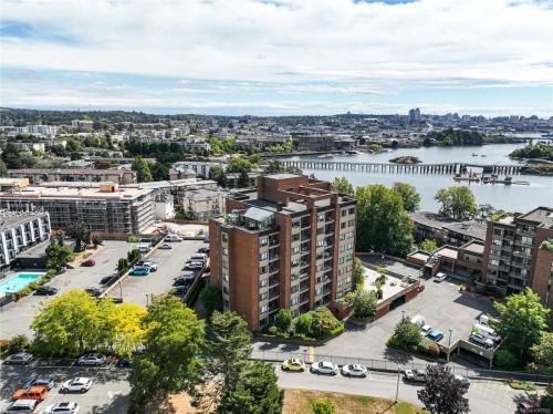 #508-103 Gorge Rd EAST Victoria, BC V9A 6Z2