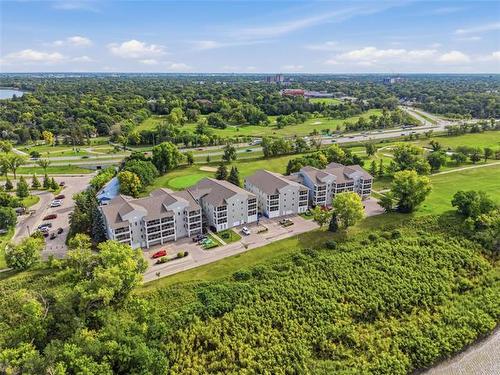 106-60 Dunkirk Dr, Winnipeg, MB 