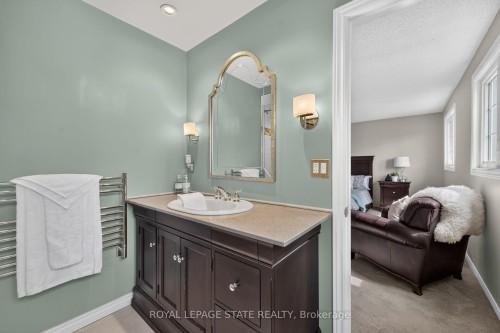 2 Novoco Drive, Hamilton, ON 