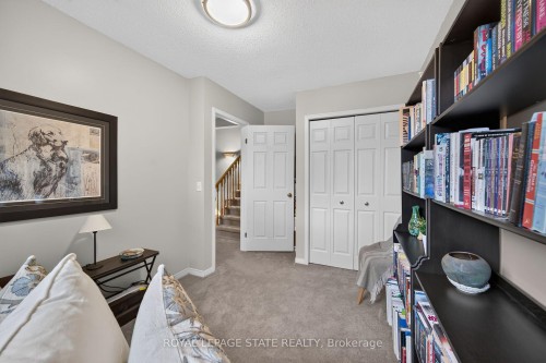 2 Novoco Drive, Hamilton, ON 