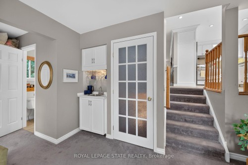 2 Novoco Drive, Hamilton, ON 