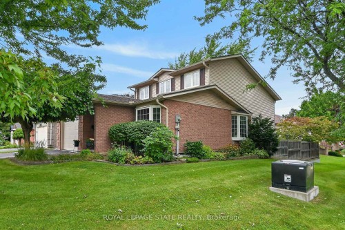 2 Novoco Drive, Hamilton, ON 