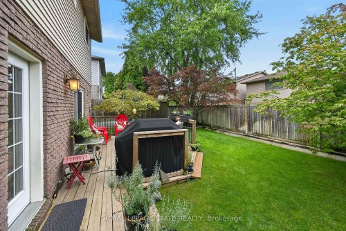 2 Novoco Drive, Hamilton, ON 