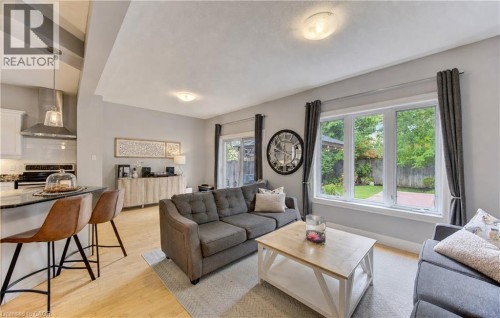 231 Steepleridge Street, Kitchener, ON 