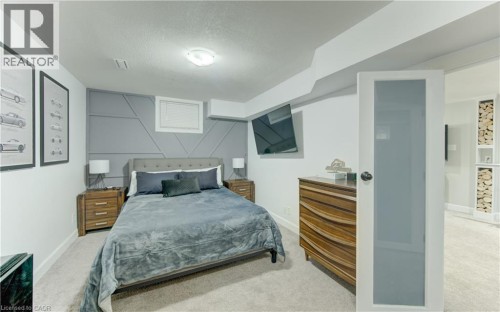 231 Steepleridge Street, Kitchener, ON 