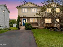 238 Greenwood Avenue  Timberlea, NS B3T 1H8