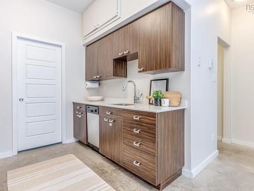 313 2116 Gottingen Street, Halifax, NS 