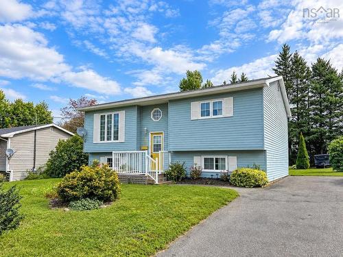 30 Sherry Avenue  Kentville, NS B4N 1Z7