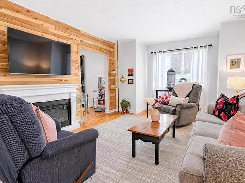 201 Main Street, Kentville, NS 