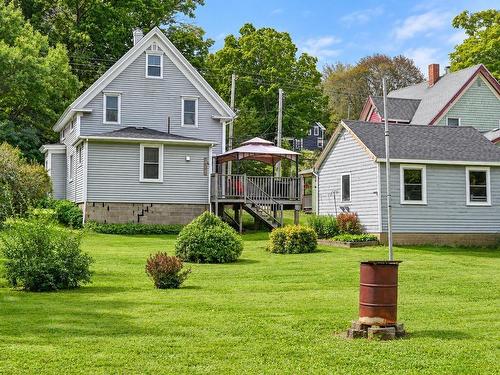 201 Main Street, Kentville, NS 