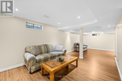 1040 Karsh Drive, Ottawa, ON 