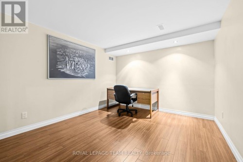 1040 Karsh Drive, Ottawa, ON 