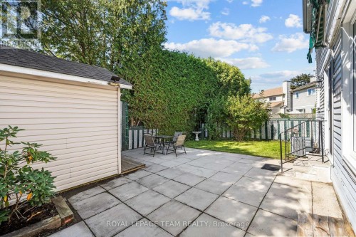 1040 Karsh Drive, Ottawa, ON 