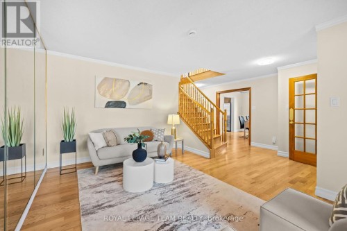 1040 Karsh Drive, Ottawa, ON 