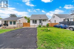 3051 CHURCHILL AVENUE  Mississauga, ON L4T 1R4