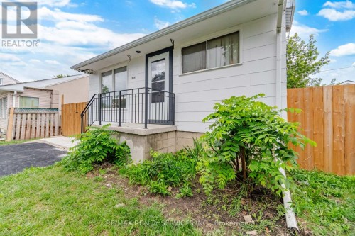 3051 Churchill Avenue, Mississauga, ON 