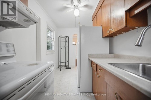 3051 Churchill Avenue, Mississauga, ON 