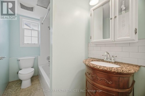 3051 Churchill Avenue, Mississauga, ON 