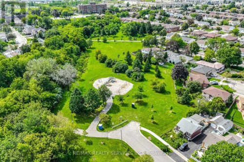 3051 Churchill Avenue, Mississauga, ON 