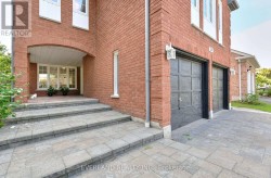5386 MIDDLEBURY DRIVE N  Mississauga, ON L5M 5E6