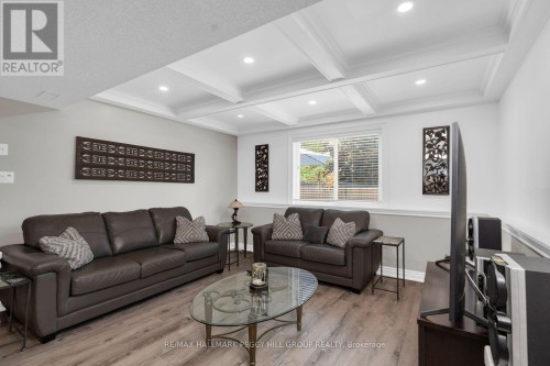 52 Summerset Drive, Barrie, ON 