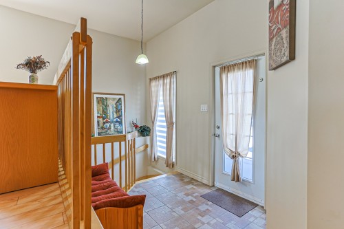 Hall d'entrée/Vestibule - 1913 Rue Jacques-Blanchet, Saint-Jérôme, QC 