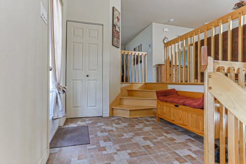 Hall d'entrée/Vestibule - 1913 Rue Jacques-Blanchet, Saint-Jérôme, QC 