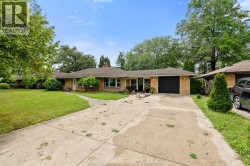 2725 BUCKINGHAM DRIVE Windsor, ON N8T 2C1