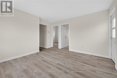 4049 6 Highway, Hamilton, ON 