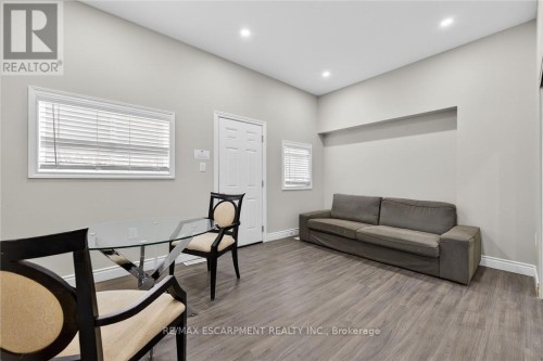 4049 6 Highway, Hamilton, ON 
