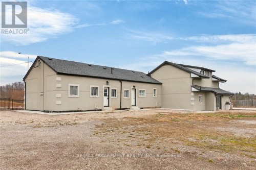4049 6 Highway, Hamilton, ON 