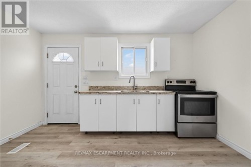 4049 6 Highway, Hamilton, ON 