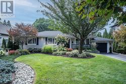 66 GARDEN AVENUE Hamilton, ON L9G 2J5