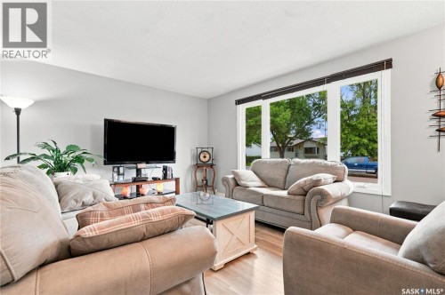 226 Dickey Crescent, Saskatoon, SK 
