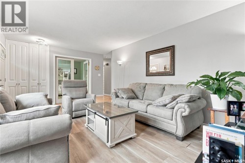 226 Dickey Crescent, Saskatoon, SK 
