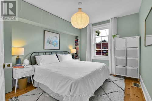 2nd floor - Primary bedroom - 142 River Lane, Ottawa, ON 
